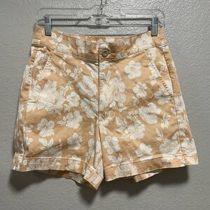 Jachs Girlfriend Women’s Floral Peach Shorts Size Small